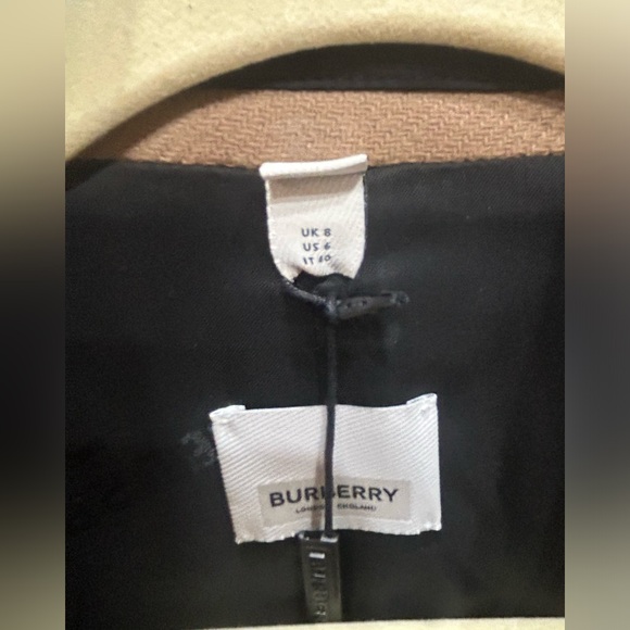 Burberry Women's Tailored Leather Trim Coat- Excellent condition size 6 - Picture 12 of 16